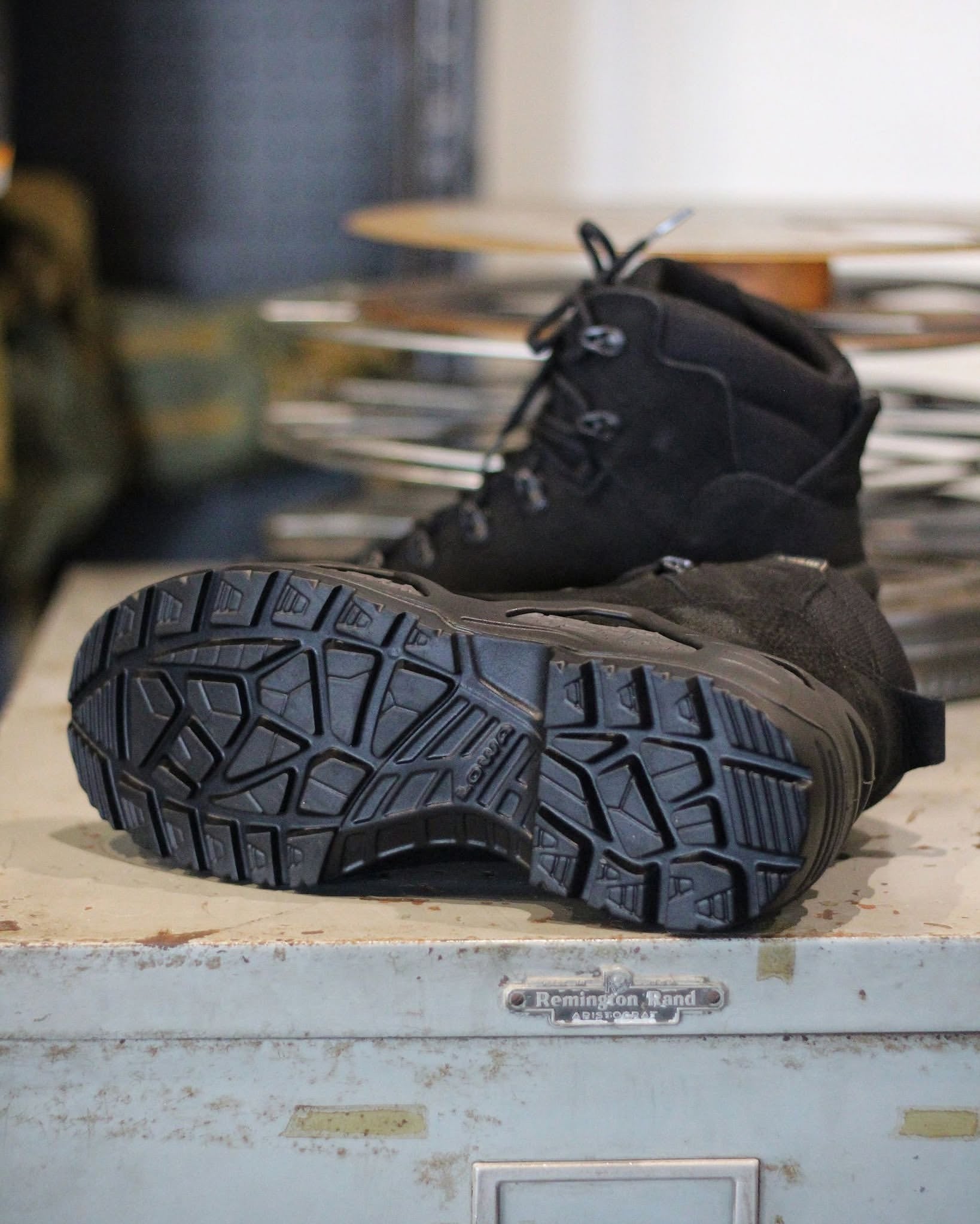 Bocanci tactici LOWA Z-6N GTX® C – Negru WARGEAR
