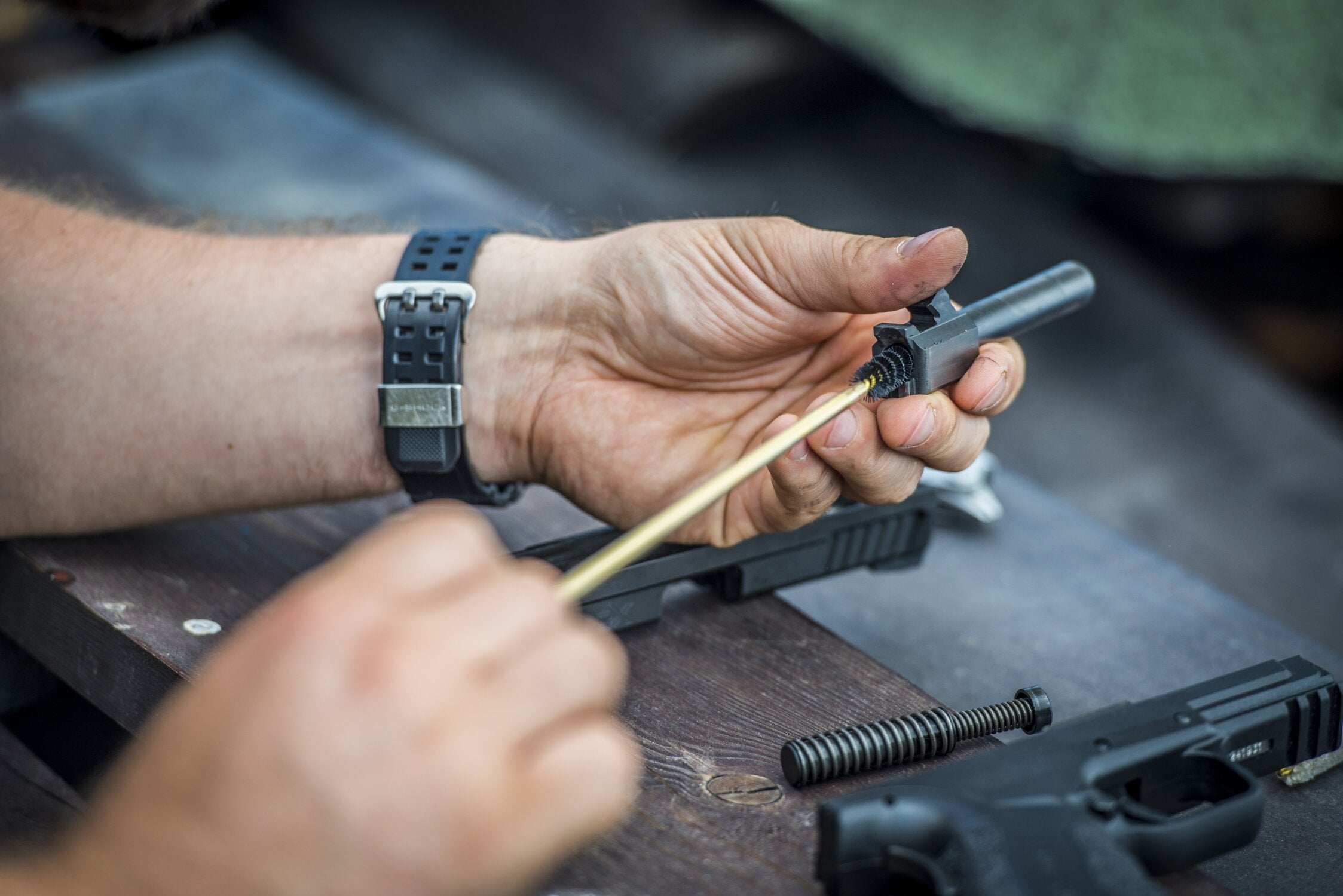 Kit Curatare Pistol Helikon-Tex® Cal. .38 / 9mm WARZONESHOP
