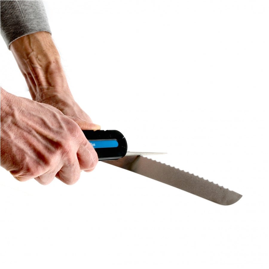 Ascutitor cutite The Edge CampSHARP | Echipament tactic WARGEAR