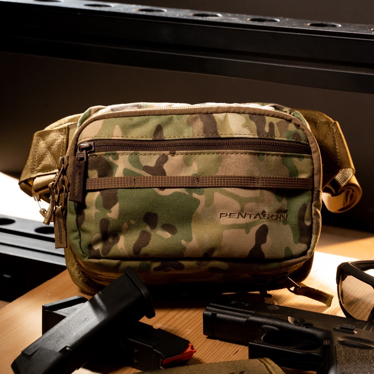 Borseta Runner Gun Concealment Pouch Pentagon | Echipament tactic WARGEAR