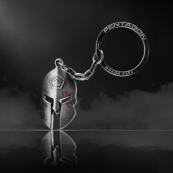 Breloc Spartan Pentagon Tactical din metal | WARGEAR RO