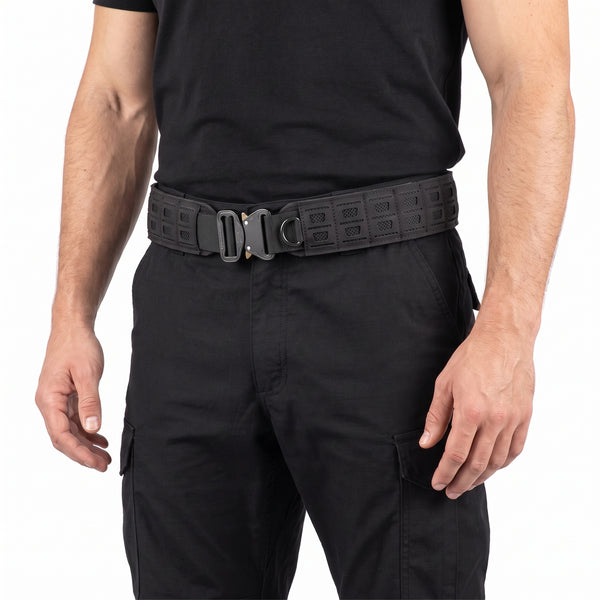 Curea tactica LOCKJAW rigida cu catarama metalica Neagra – purtat