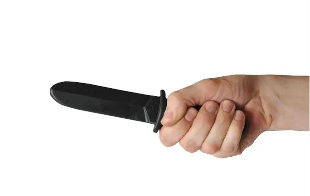 Cutit Cauciuc Antrenament Commando Short ESP | Echipament tactic WARGEAR