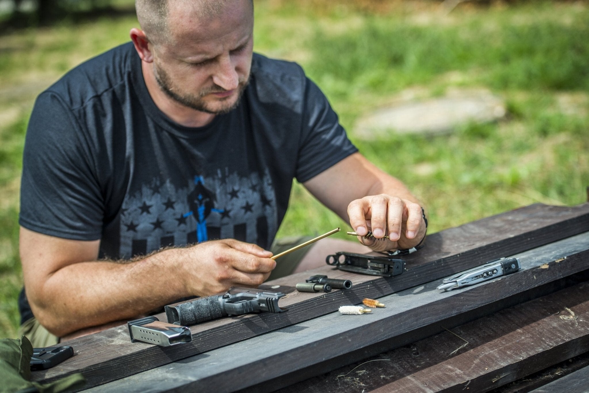 Kit Curatare Pistol Helikon - Tex® Cal. .38 / 9mm | Echipament tactic WARGEAR