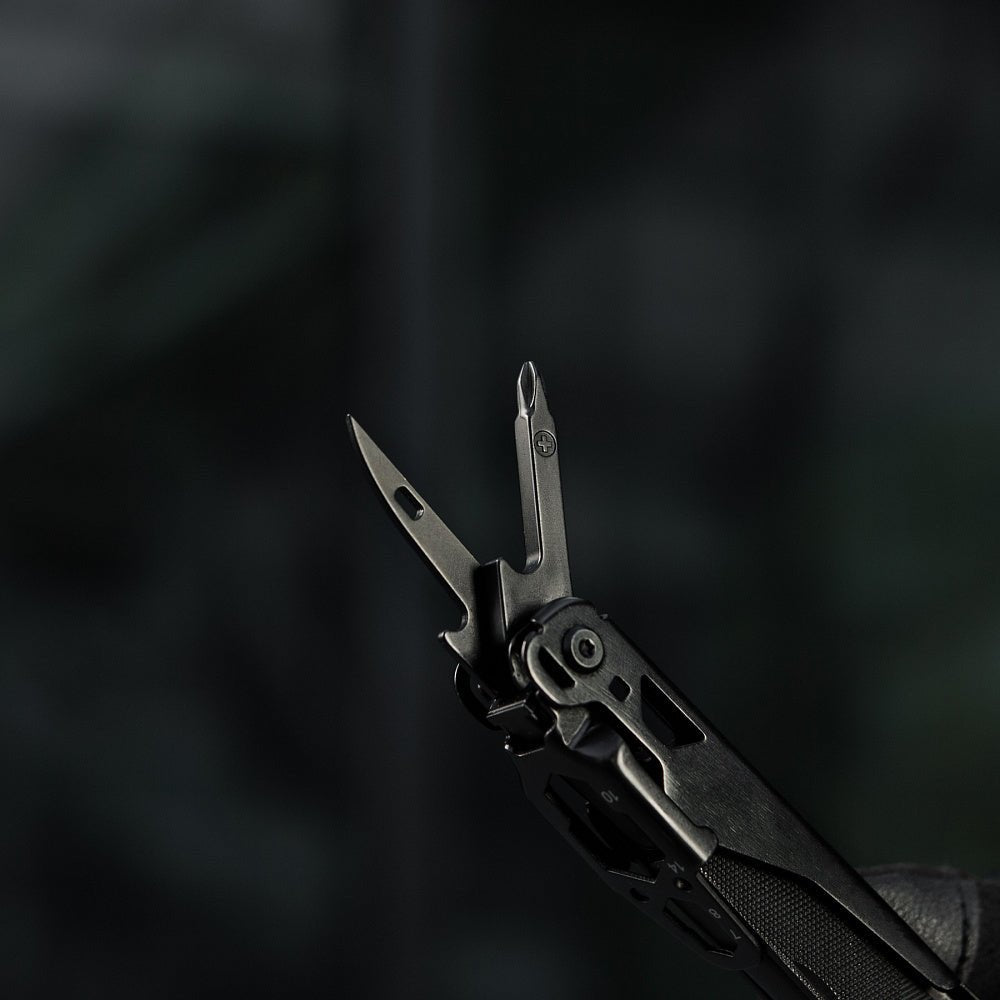 M - TAC Multitool Type 9 Negru - 14 functii | Echipament tactic WARGEAR