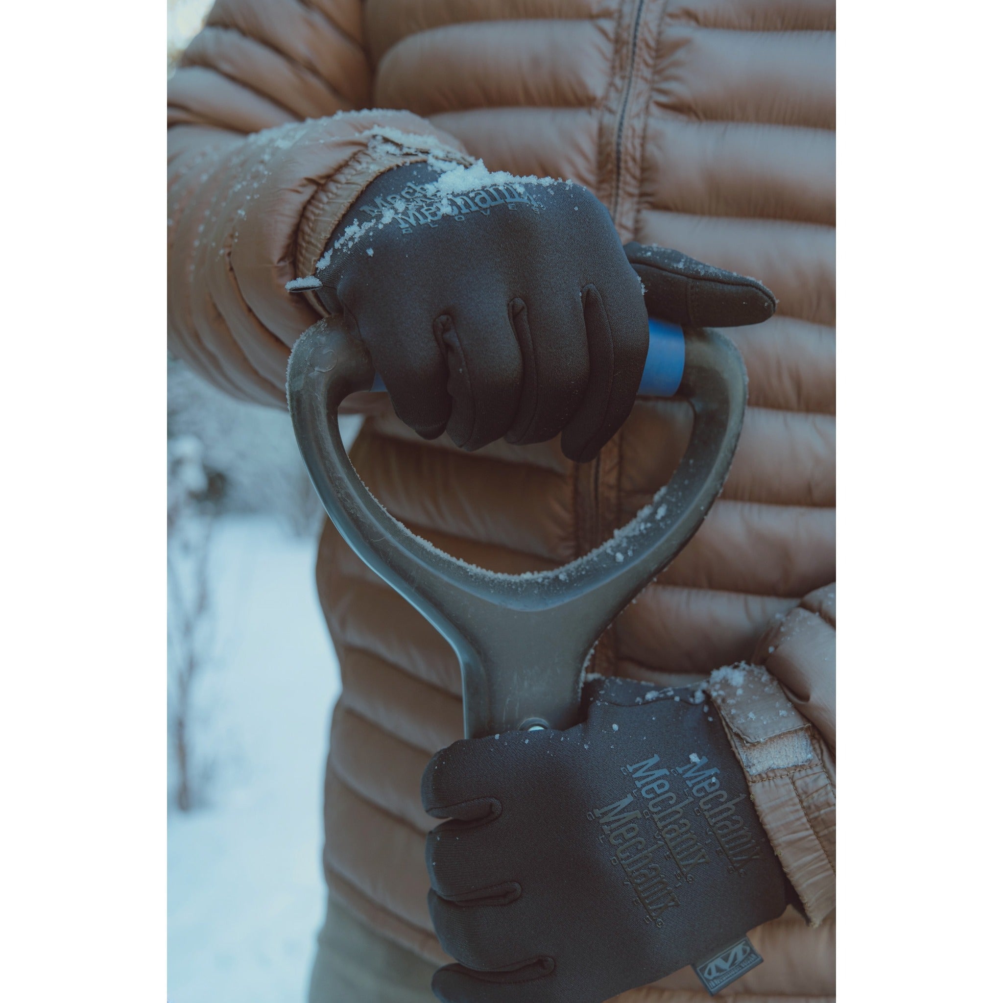 Manusi tactice de iarna Mechanix ColdWork Base Layer Covert – Negru | WARGEAR RO