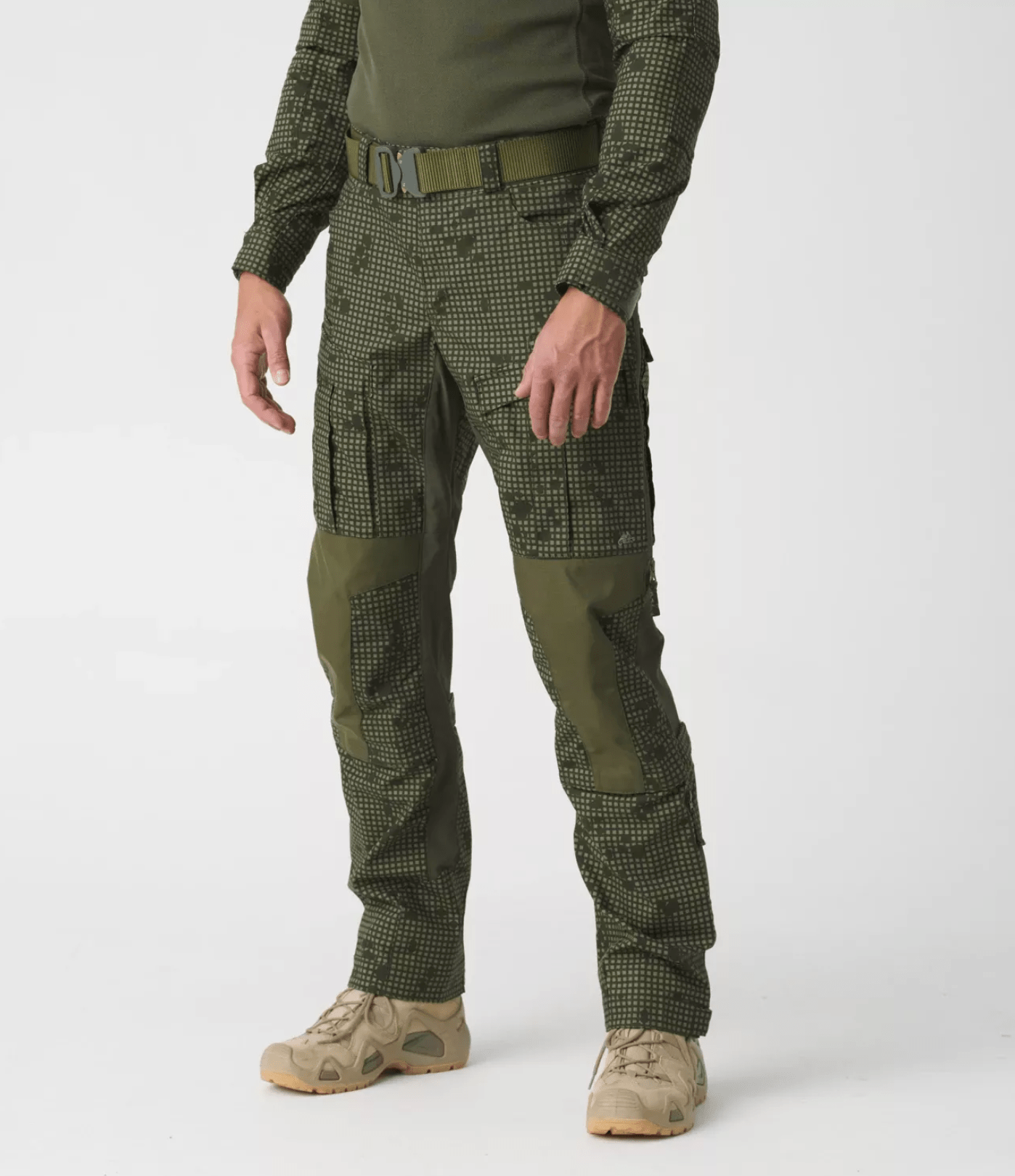 Pantaloni tactici MCDU Helikon - Tex® Desert Night Camo | Echipament tactic WARGEAR