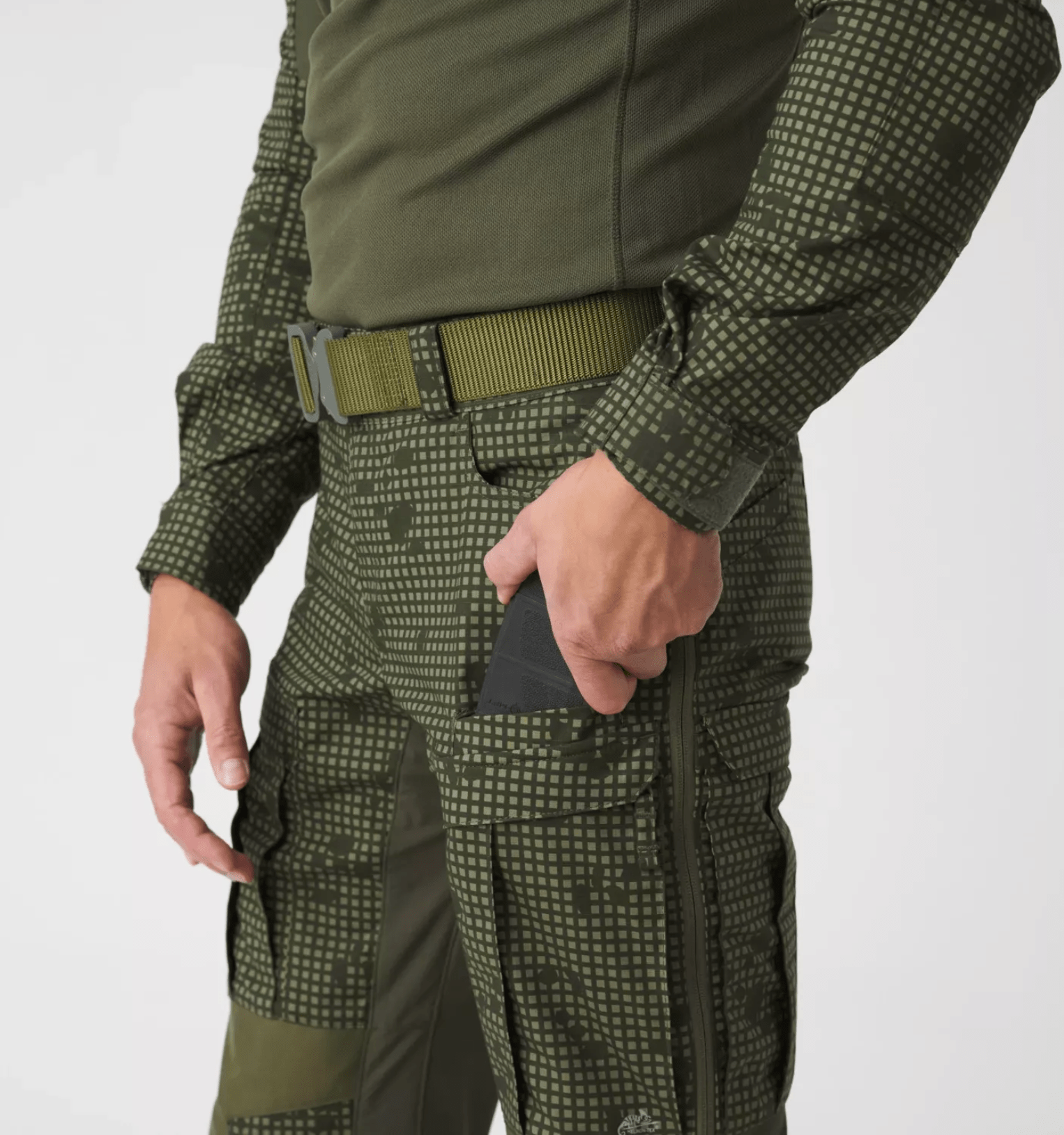 Pantaloni tactici MCDU Helikon - Tex® Desert Night Camo | Echipament tactic WARGEAR