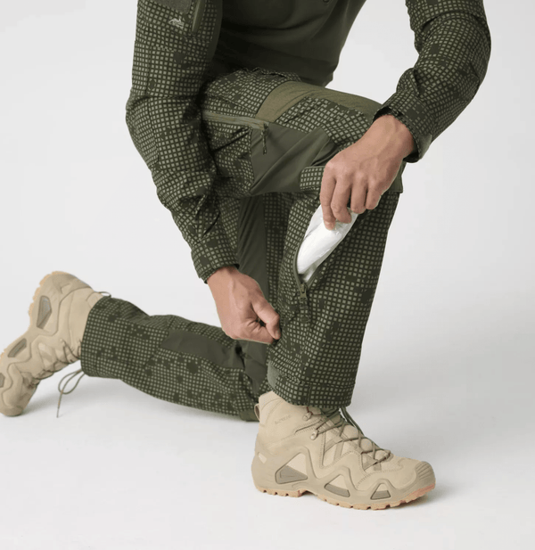 Pantaloni tactici MCDU Helikon - Tex® Desert Night Camo | Echipament tactic WARGEAR