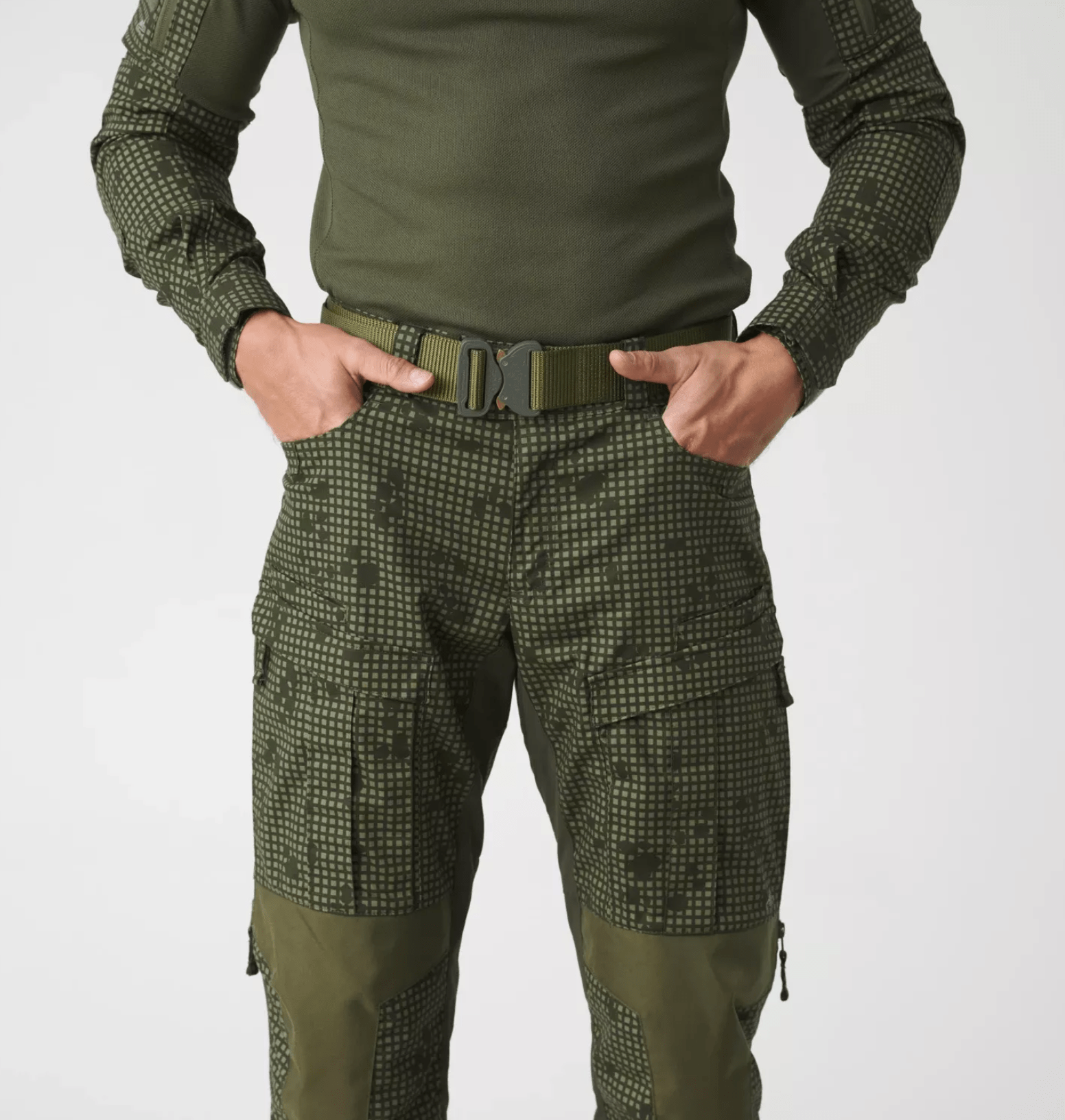Pantaloni tactici MCDU Helikon - Tex® Desert Night Camo | Echipament tactic WARGEAR
