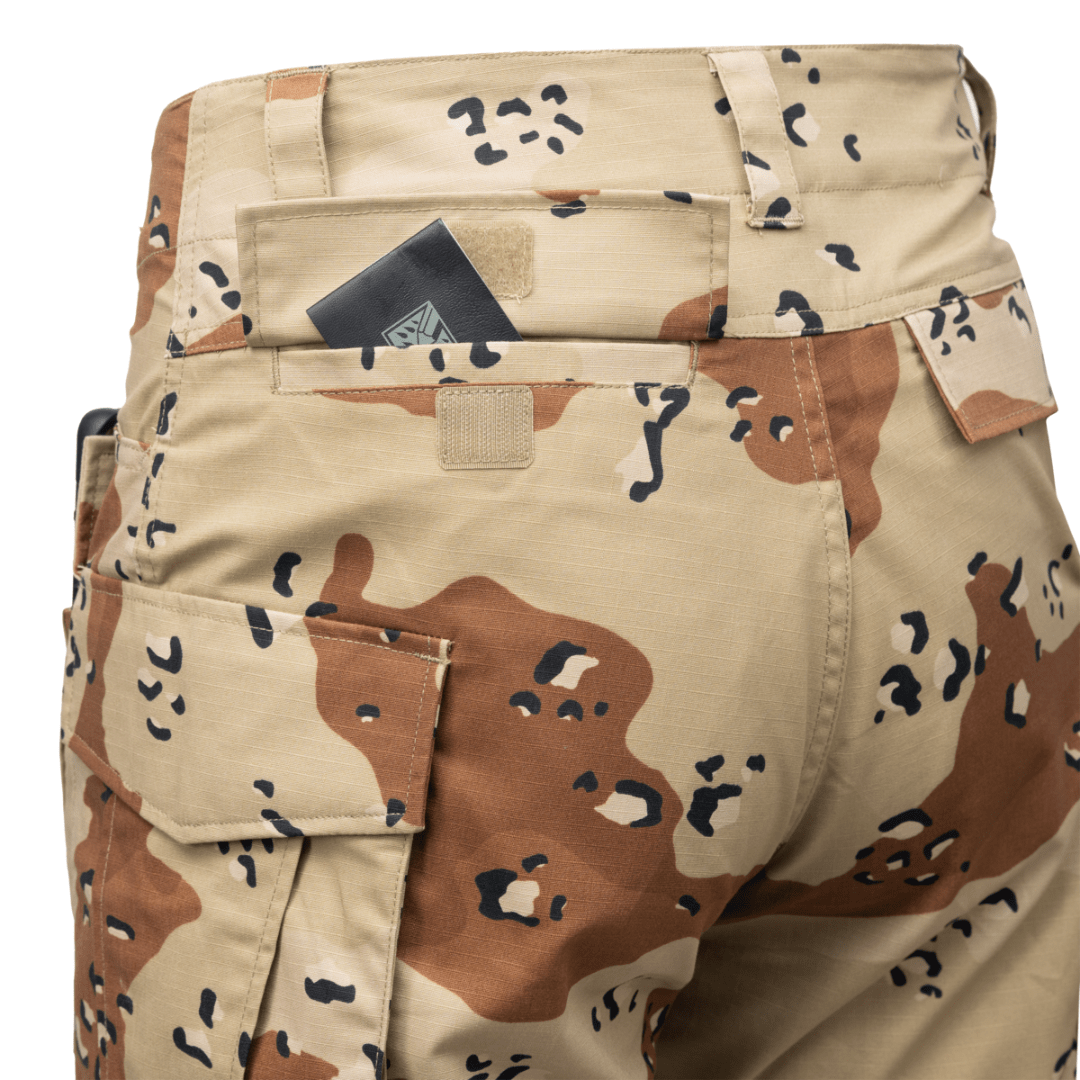 Pantaloni Tactici Scurti Helikon - Tex Cargo EDC | WARGEAR RO