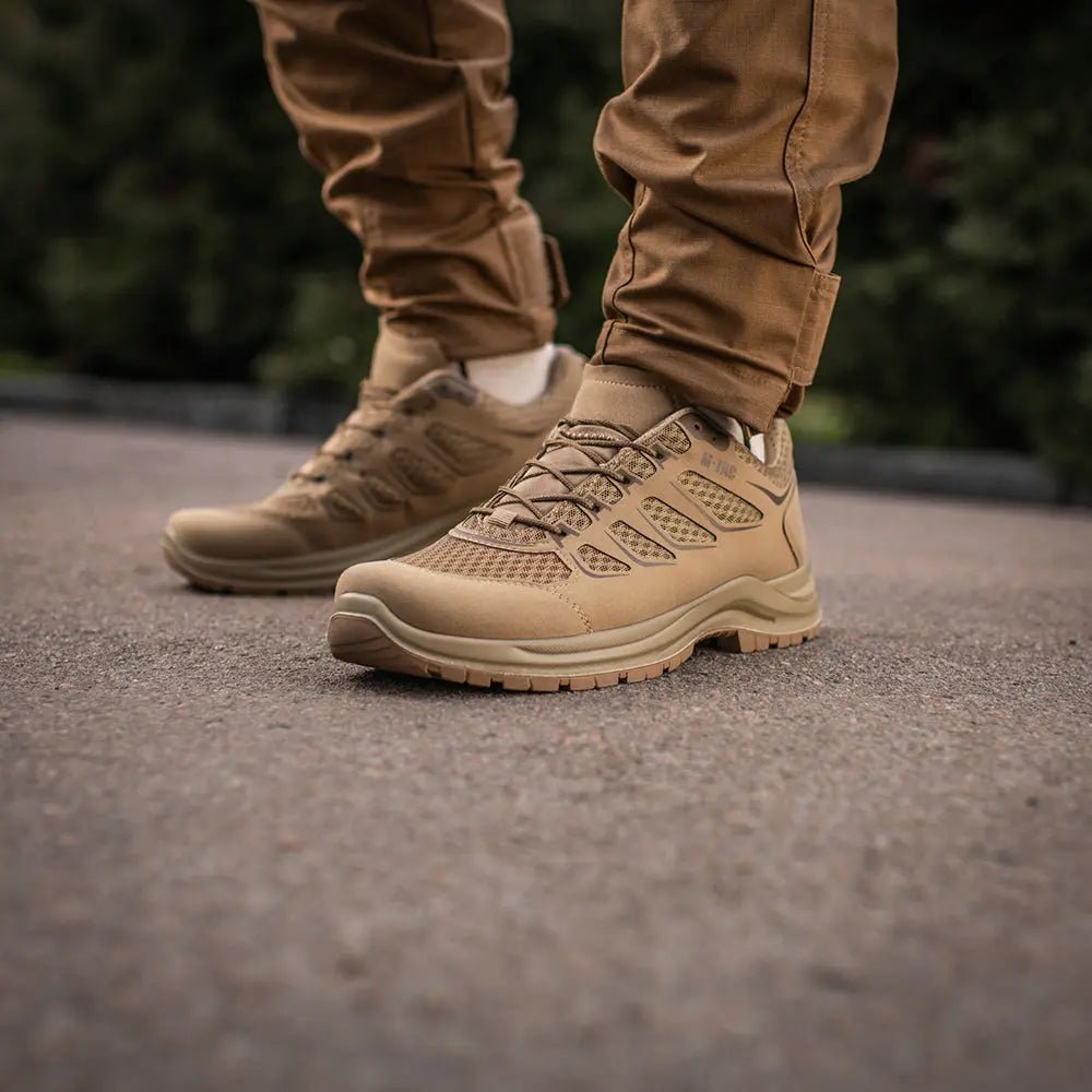 Pantofi tactici trekking IVA Coyote M - TAC | Echipament tactic WARGEAR