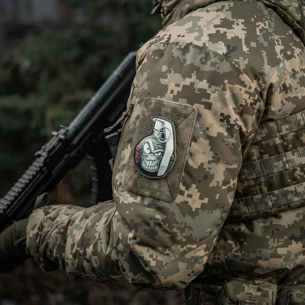 Patch Grenada M67 Black PVC M - TAC | Echipament tactic WARGEAR