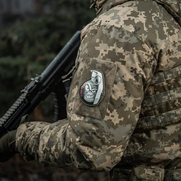 Patch Grenada M67 Black PVC M - TAC | Echipament tactic WARGEAR