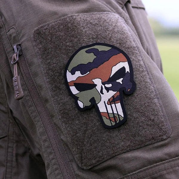 Patch textil Punisher Woodland velcro | Echipament tactic WARGEAR