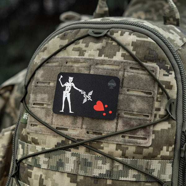 Patch Velcro M - TAC Blackbeard Medic | Echipament tactic WARGEAR