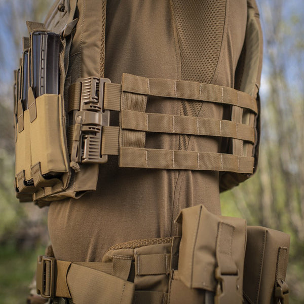 Plate carrier Cuirass QRS M - TAC FAST XL Coyote CORDURA® | Echipament tactic WARGEAR