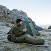 Sac de dormit Snugpak Sleeper Extreme la cort în Bucegi, dimineața pe brumă