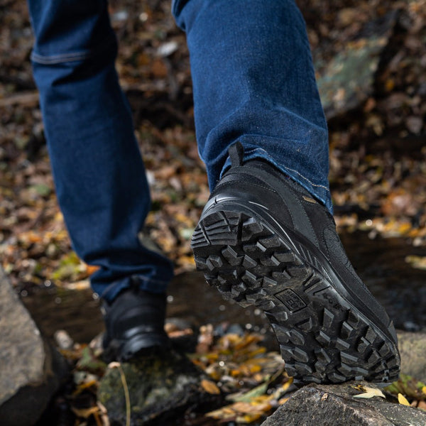 Sneakers Tactici Demi-Season M-TAC pentru Trekking si Oras - Negru | WARGEAR RO